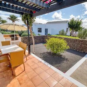 Ona Casitas 4*, Playa Blanca (Lanzarote) Spain